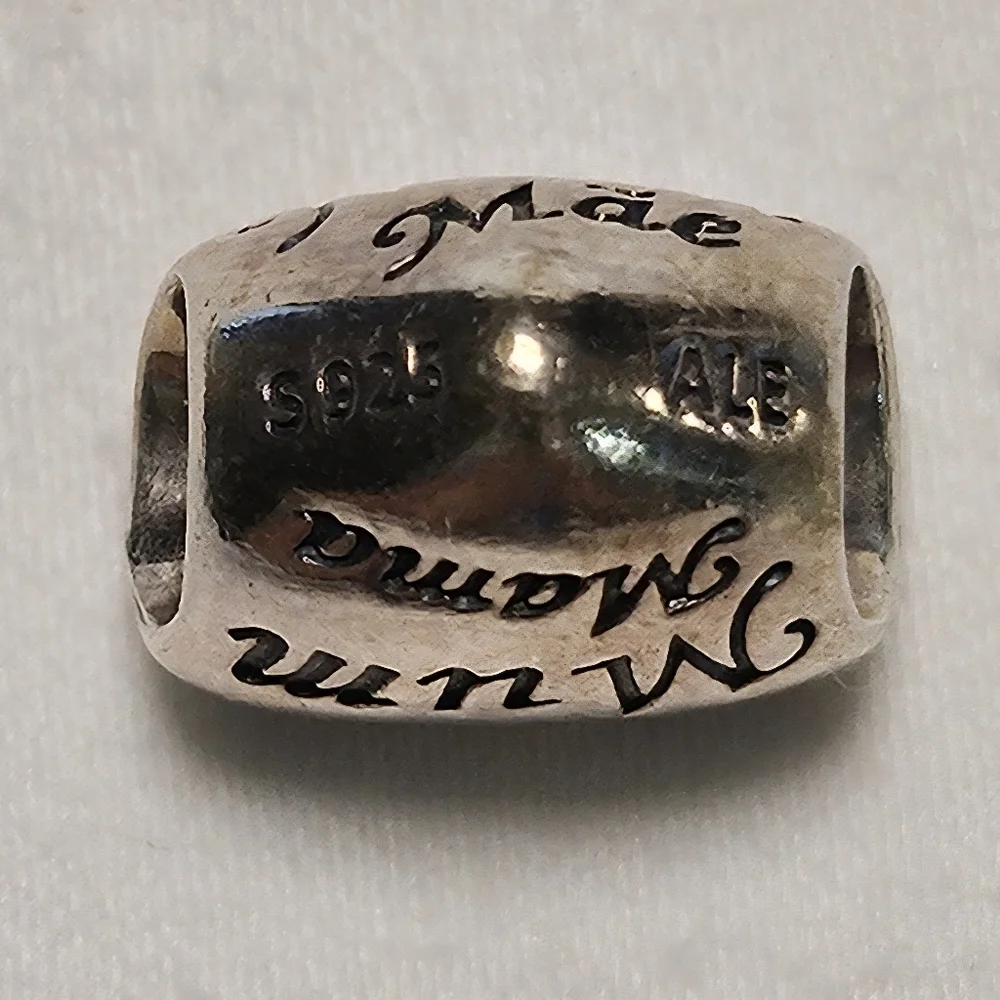 PANDORA A Mother's Heart Charm Sterling Silver 701112 Retired 8 Languages EUC - Picture 4 of 4